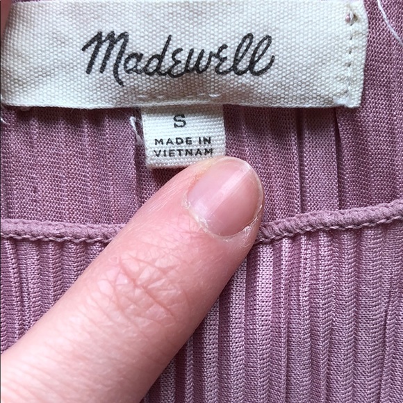 Madewell pleated blouse - Picture 3 of 5